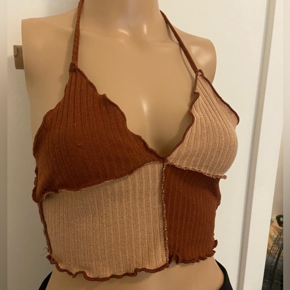 SHEIN US 2 crop top - Picture 2 of 3